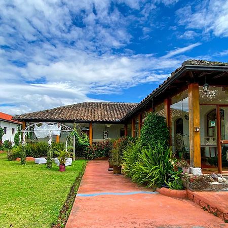 Hosteria Oro Azul Cotacachi Bagian luar foto